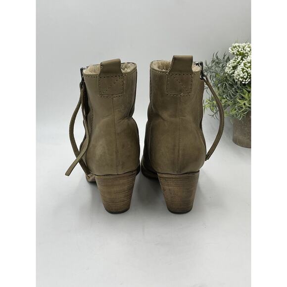 Acne Studios Luxury Beige Pistol Leather Side Zip Ankle Booties Sz39/8.5 US - Picture 3 of 15